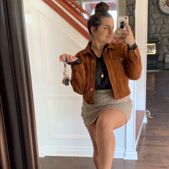 Meet your Posher, Alison - Picture 4 of 4